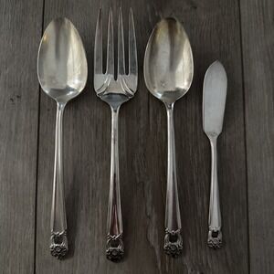 1847 Rogers Bros ETERNALLY YOURS Silverplate Solid Serving Spoon Flatware